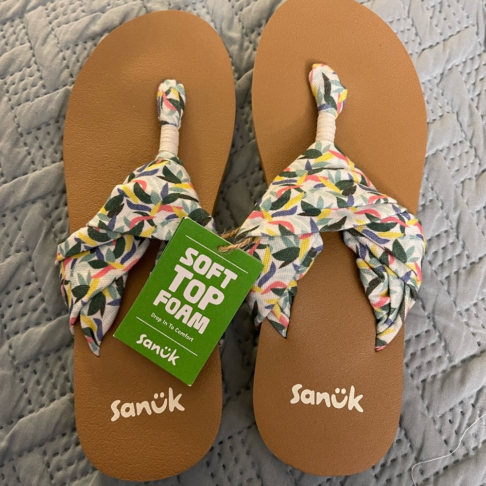 Sanuk Sandals